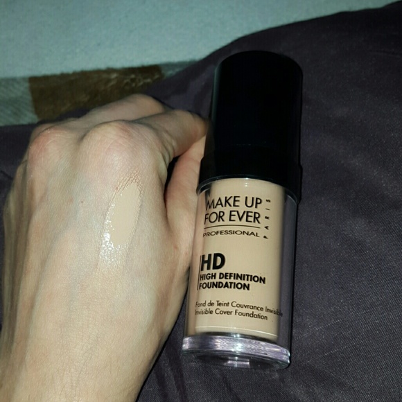 Makeup Forever HD foundation
