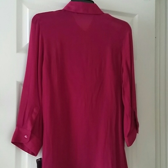 Stunning Tunic - Picture 4 of 4