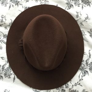 🌿Hold till Friday🌿Brown felt hat