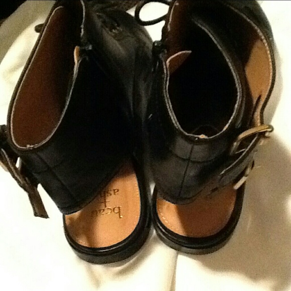 Super cute!  NEVER WORN Unique Black Booties