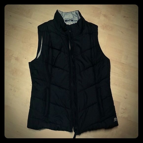 Aero polyester black zip up vest