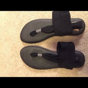 Sanuk sandals