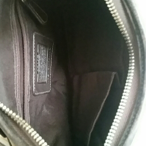 COACH purse - Picture 3 of 3