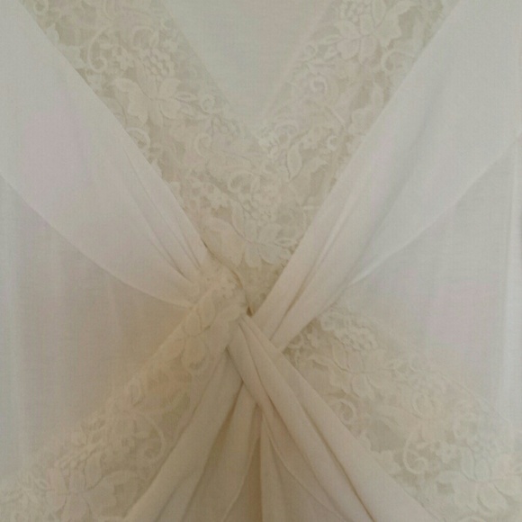 Blouse - Picture 2 of 4