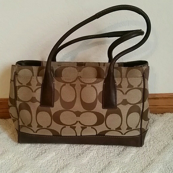 COACH purse - Picture 2 of 4