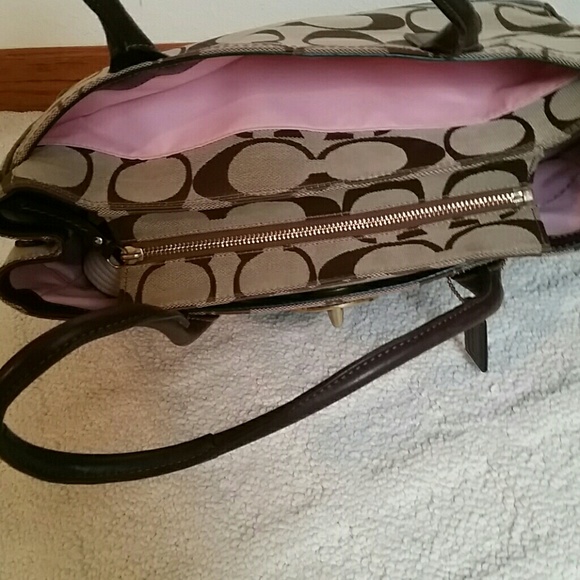 COACH purse - Picture 3 of 4