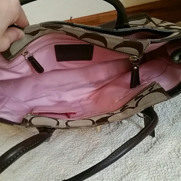 COACH purse - Picture 4 of 4