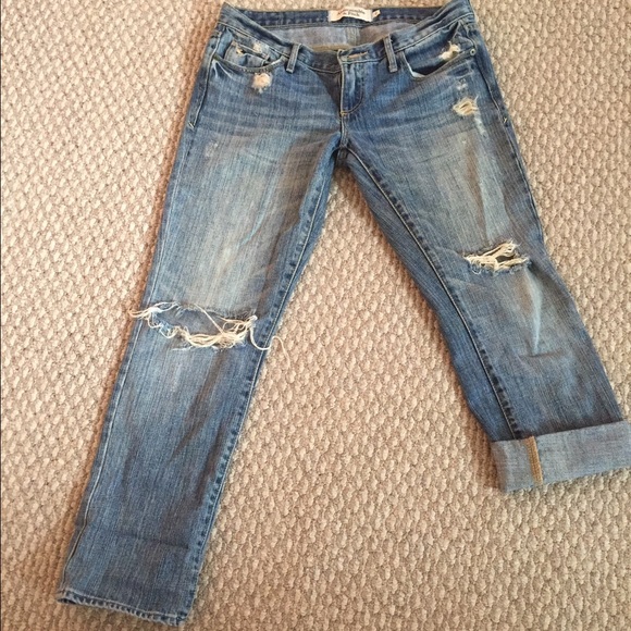 A&F Distressed Capris - Picture 2 of 3