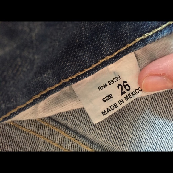 Faded jeans - Picture 4 of 4