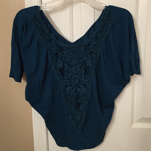 Dolman style short sleeve tee - Picture 2 of 3