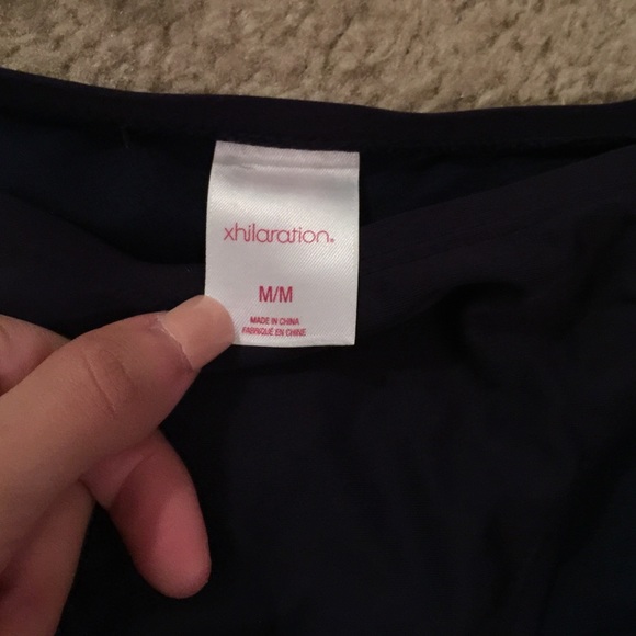 Bikini - Picture 2 of 4