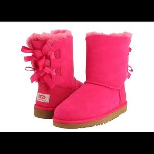 Pink Baileybow uggs