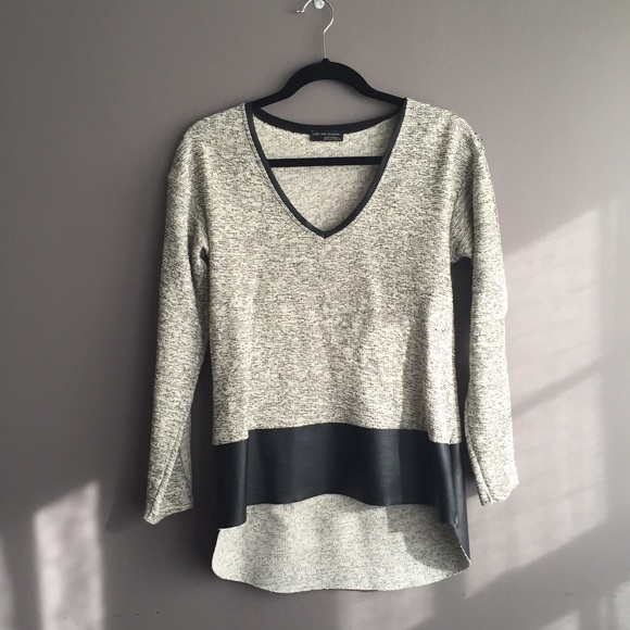 Chic Zara Sweatshirt with Faux Leather Detail