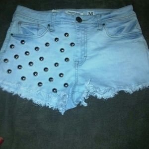 High wasted shorts