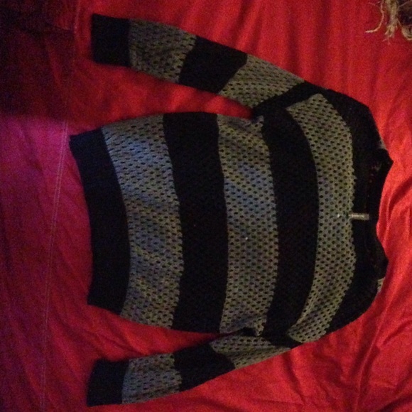 Size small full tilt sweater