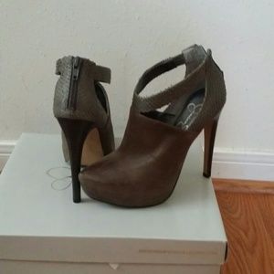 Jessica Simpson ankle boots