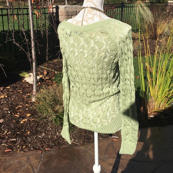 Sweater - Picture 2 of 3