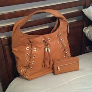 Mikael kors purse with matching wallet
