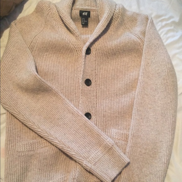 H&M men's sweater.
