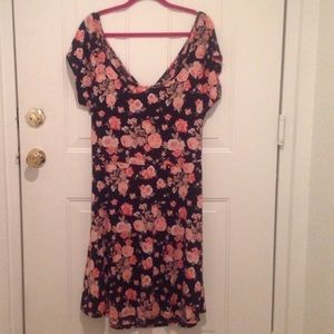 Tank open cross back dress