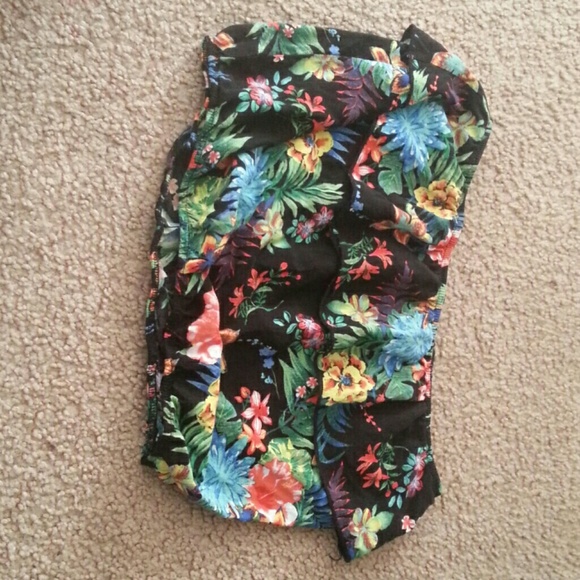 strapless crop top - Picture 1 of 1