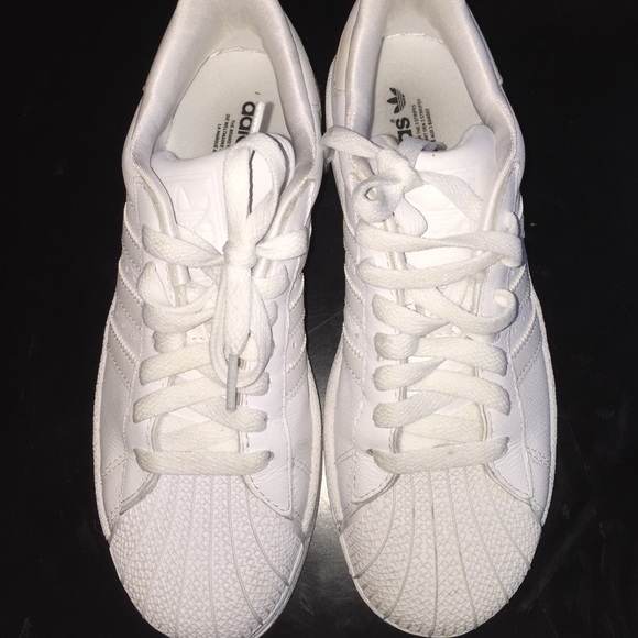 Adidas Shell toes