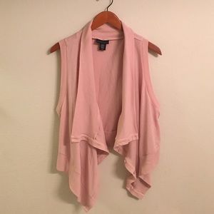 Large pink short sleeved cardigan