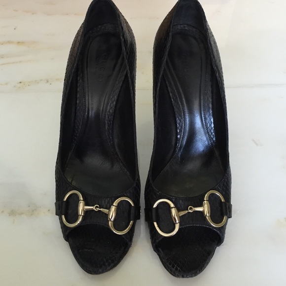 Gucci black snakeskin vintage heels