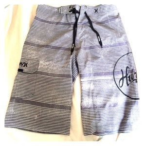 HURLEY super stretch board shorts size 30
