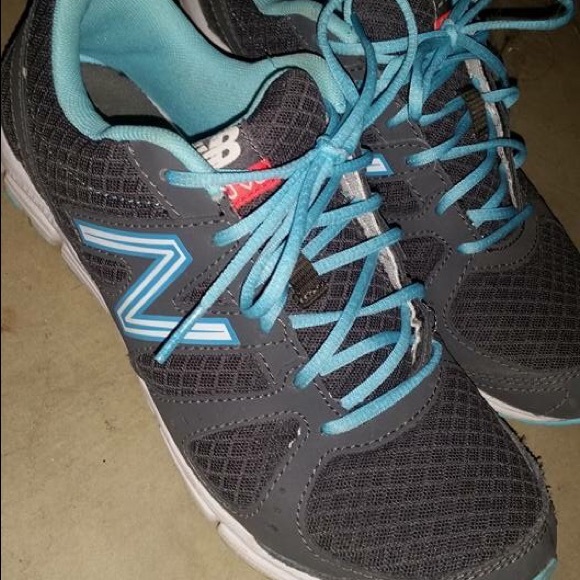 New balance shoes