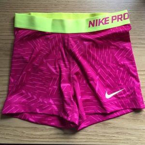 Brand new nike shorts never worn!