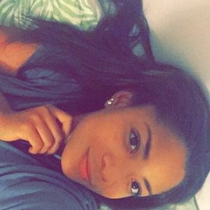 Meet your Posher, Sharie