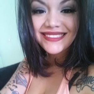 Meet your Posher, Monique