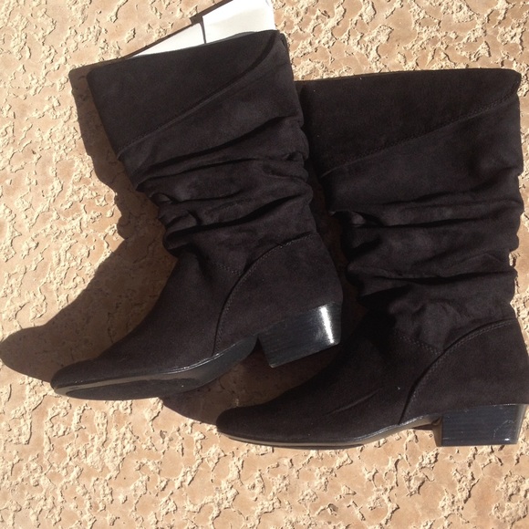 LAST CHANCE Arizona Jean company black suede boots - Picture 2 of 4