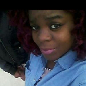 Meet your Posher, Juania