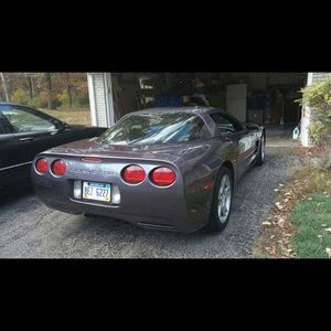 Meet your Posher, Dennis