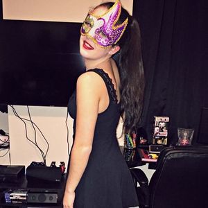 Meet your Posher, Leah