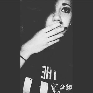 Meet your Posher, Becca