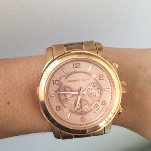 💢24/hr SALE!! 💢Michael Kors rose gold watch