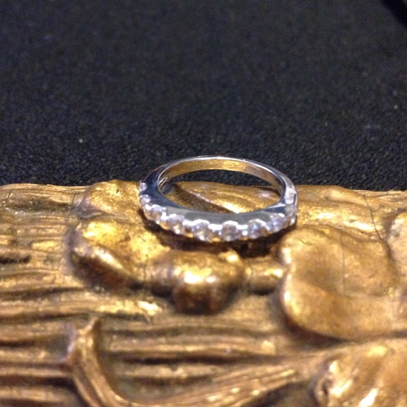 Dainty cz band