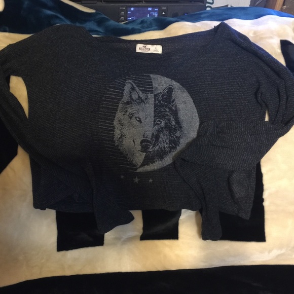 Hollister crop top