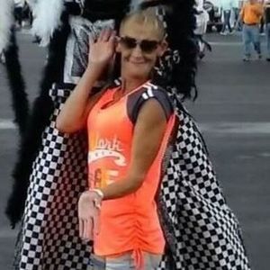 Meet your Posher, Angie