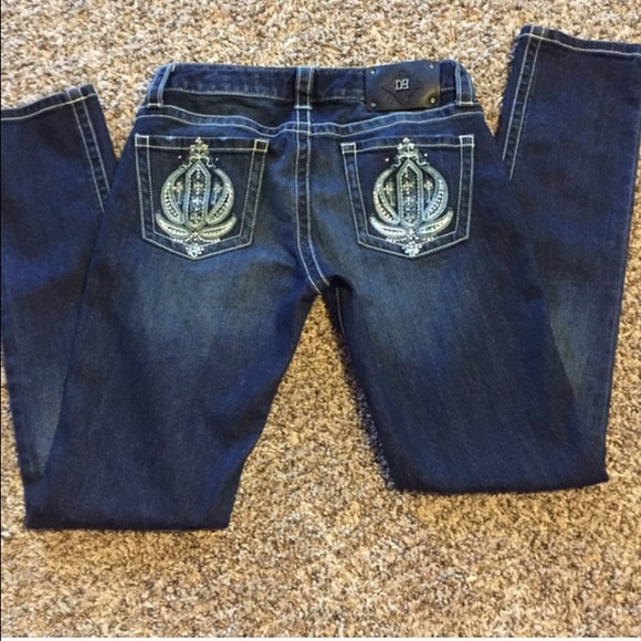 Denim - District 9 jeans