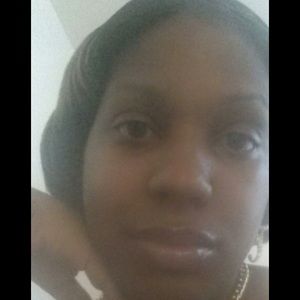 Meet your Posher, Latoya