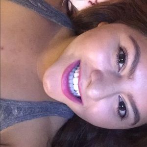 Meet your Posher, Elena