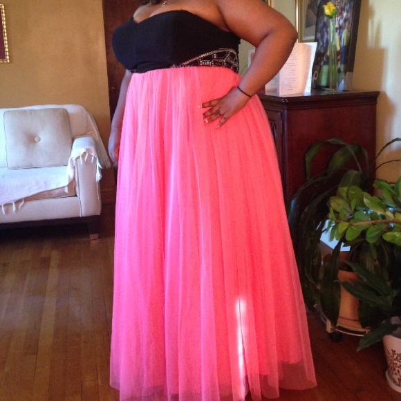 Prom Dress - Picture 4 of 4