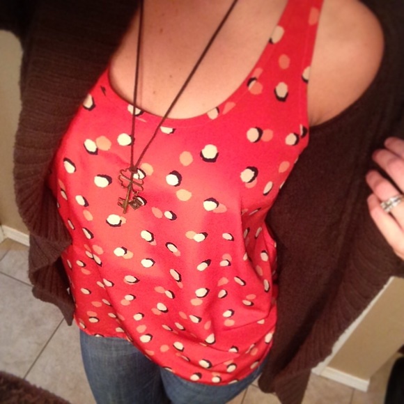 Coral flowy tank top!!