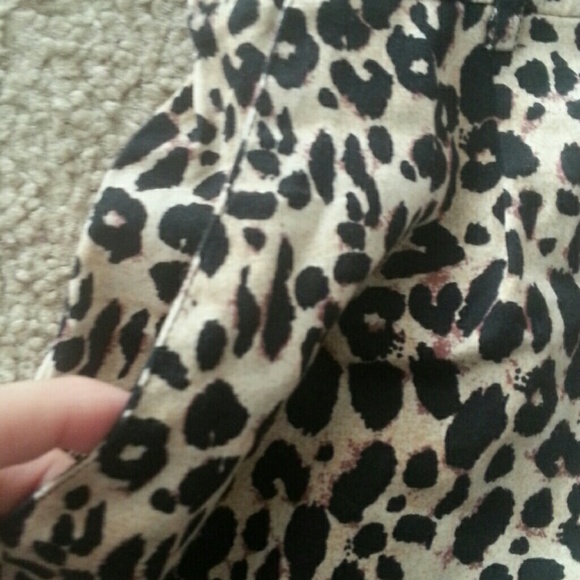 Romper - Picture 3 of 4