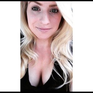 Meet your Posher, Sheena