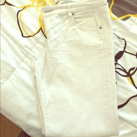 New York and company white jeans